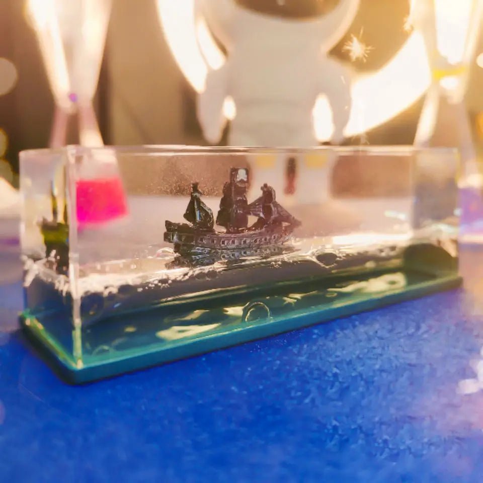 Creative Cruise Ship Fluid Drift Bottle - The clever Shelf
