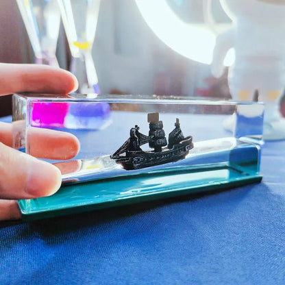 Creative Cruise Ship Fluid Drift Bottle - The clever Shelf